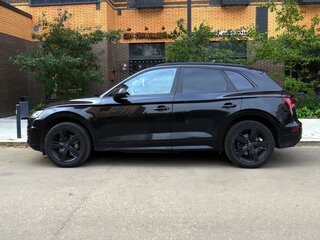2017 Audi Q5 II (FY), чёрный, 2700000 рублей, вид 2