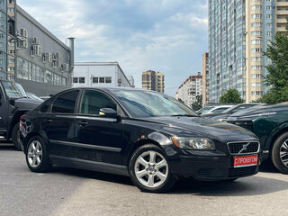 Volvo S40 II