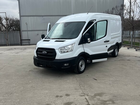 2023 Ford Transit, белый, 4150000 рублей - вид 4