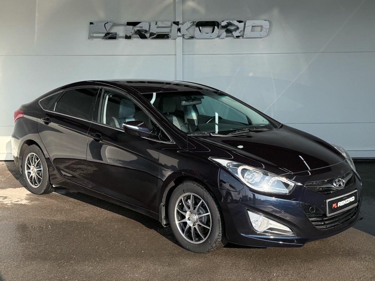 Открыть фотографии: Hyundai i40 I
