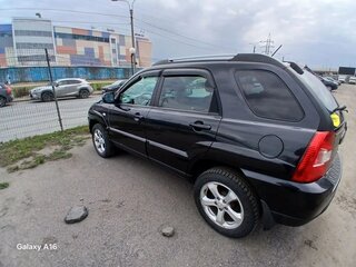2010 Kia Sportage II Рестайлинг, чёрный, 850000 рублей, вид 3