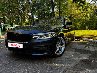 2019 BMW 5 серии 520d VII (G30/G31/G38), серый, 2780000 рублей, вид 5