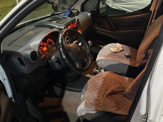 2013 Peugeot Partner II Рестайлинг, белый, 600000 рублей, вид 4