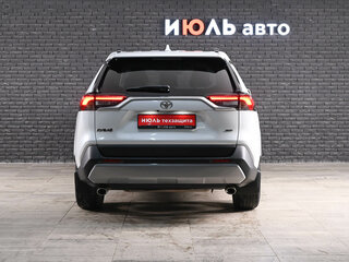 2020 Toyota RAV4 V (XA50), белый, 3450000 рублей, вид 5
