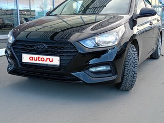 2017 Hyundai Solaris II, чёрный, 1190000 рублей, вид 1