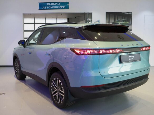 2026 Omoda C7, зелёный, 3499000 рублей - вид 5