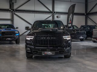 2026 Ram 1500 Crew Cab V Рестайлинг, чёрный, 9690000 рублей, вид 2