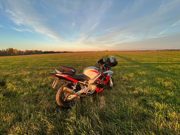 2005 Honda CBR 600F, серебристый, 520000 рублей - вид 1