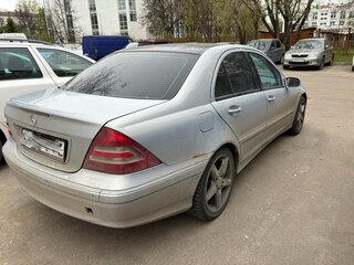 2004 Mercedes-Benz C-Класс 240 II (W203) Рестайлинг, серый, 920000 рублей, вид 5
