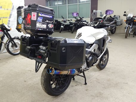 2015 Honda VFR 800X (Crossrunner), белый, 655000 рублей, вид 5