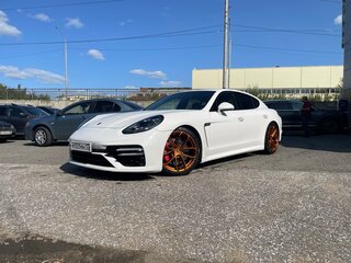 2009 Porsche Panamera Turbo I, белый, 2600000 рублей, вид 1