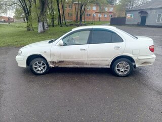 2002 Nissan Bluebird Sylphy I (G10), белый, 250000 рублей, вид 3