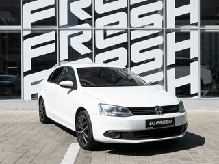 2013 Volkswagen Jetta VI, белый, 898000 рублей, вид 1