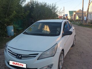 2016 Hyundai Solaris I Рестайлинг, белый, 530000 рублей, вид 2