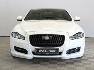 2016 Jaguar XJ IV (X351) Рестайлинг, белый, 3480000 рублей, вид 2
