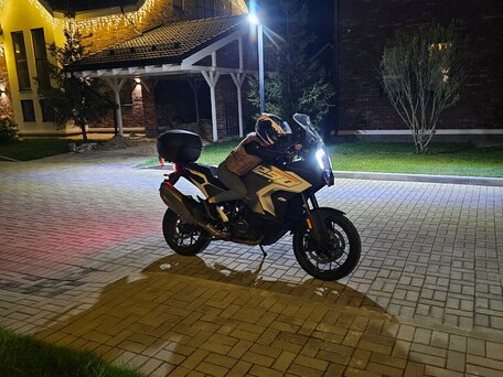 2023 KTM 1290 Super Adventure S, серый, 1487000 рублей, вид 5