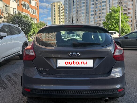 2012 Ford Focus III, серый, 900000 рублей - вид 3
