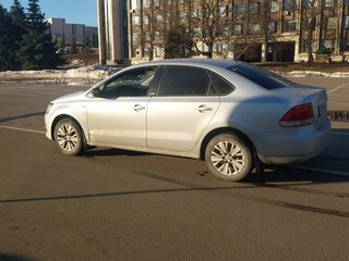 2014 Volkswagen Polo V, серый, 390000 рублей, вид 4