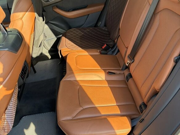 2021 Audi Q8 45 TDI I (4M), синий, 7950000 рублей - вид 11