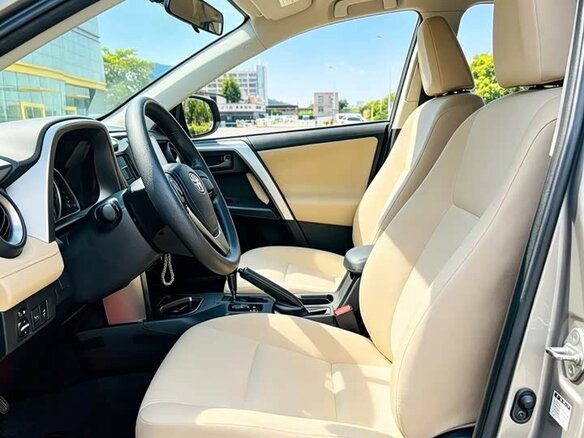 2019 Toyota RAV4 IV (XA40) Рестайлинг, серебристый - вид 7