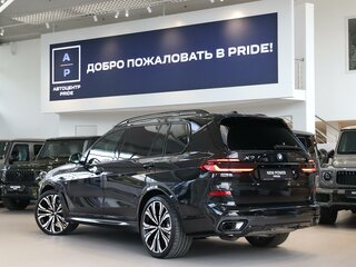 2026 BMW X7 40d I (G07) Рестайлинг, чёрный, 16900000 рублей, вид 2