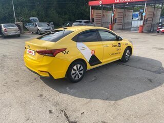 2018 Hyundai Solaris II, жёлтый, 720000 рублей, вид 4
