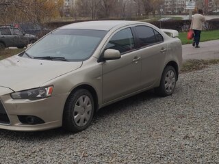 2011 Mitsubishi Lancer X Рестайлинг, бежевый, 850000 рублей, вид 1