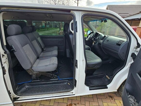 2013 Volkswagen Caravelle T5 Рестайлинг, белый, 1800000 рублей - вид 7