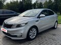 2015 Kia Rio III Рестайлинг, серебристый