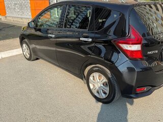 2017 Nissan Note II Рестайлинг, чёрный, 899999 рублей, вид 3