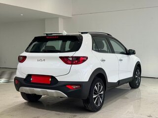 2021 Kia KX1, белый, 1442000 рублей, вид 4