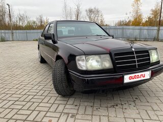 1989 Mercedes-Benz W124 230 5-speed, чёрный, 600000 рублей, вид 1
