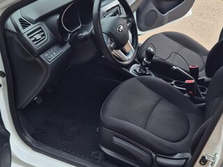 2014 Kia Rio III, белый, 800000 рублей, вид 5