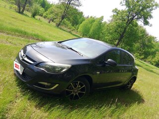 2013 Opel Astra J Рестайлинг, чёрный, 595000 рублей, вид 1