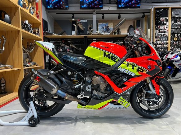 2019 BMW S 1000 RR, серебристый, 3000000 рублей - вид 9