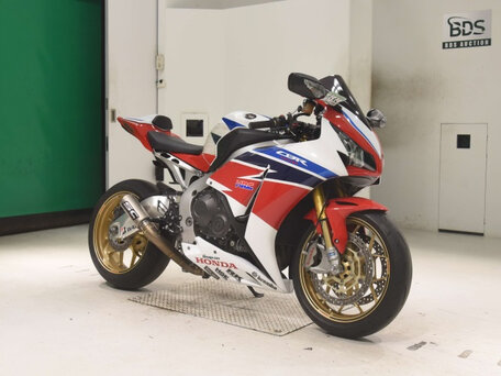 2016 Honda CBR 1000 RR/RA Fireblade, красный, 1200000 рублей, вид 3