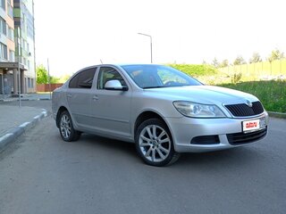 2012 Skoda Octavia II (A5) Рестайлинг, серебристый, 790000 рублей, вид 4