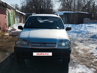 2006 Chevrolet Niva I, серебристый, 248000 рублей, вид 2