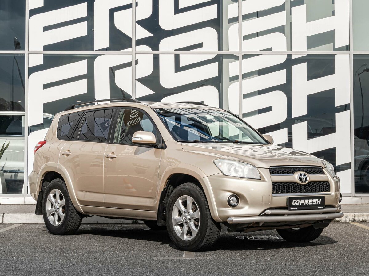 Открыть фотографии: Toyota RAV4 III (XA30)