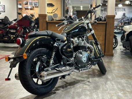 2026 Royal Enfield Super Meteor, зелёный, 773000 рублей, вид 4