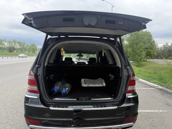 2010 Mercedes-Benz GL-Класс 350 I (X164) Рестайлинг, чёрный, 1400000 рублей - вид 16