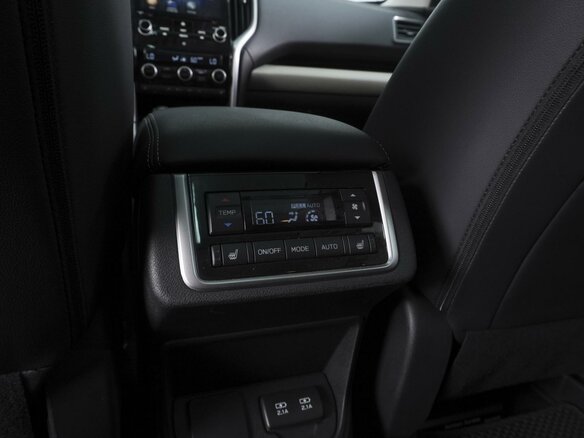 2021 Subaru Ascent I, серый, 3760000 рублей - вид 23