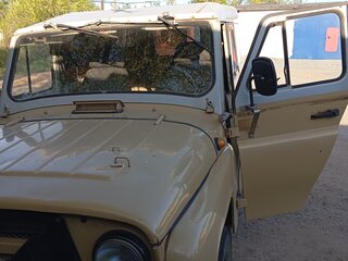 1996 УАЗ 3151, жёлтый, 250000 рублей, вид 1