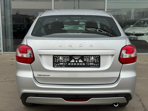 2026 Lada (ВАЗ) Granta I Рестайлинг, серебристый, 1233000 рублей - вид 6