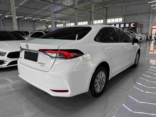 2022 Toyota Corolla XII (E210), белый, 1500678 рублей, вид 4