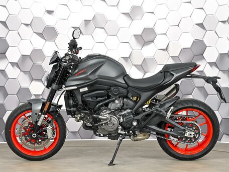 2022 Ducati Monster 937, серый, 879000 рублей, вид 4