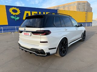 2023 BMW X7 40i I (G07) Рестайлинг, белый, 11300000 рублей, вид 5