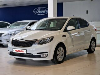2017 Kia Rio III Рестайлинг, белый, 1020000 рублей, вид 1