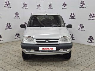 2007 Chevrolet Niva I, серебристый, 195000 рублей, вид 2