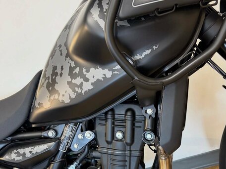 2026 Royal Enfield Himalayan, чёрный, 560880 рублей, вид 2
